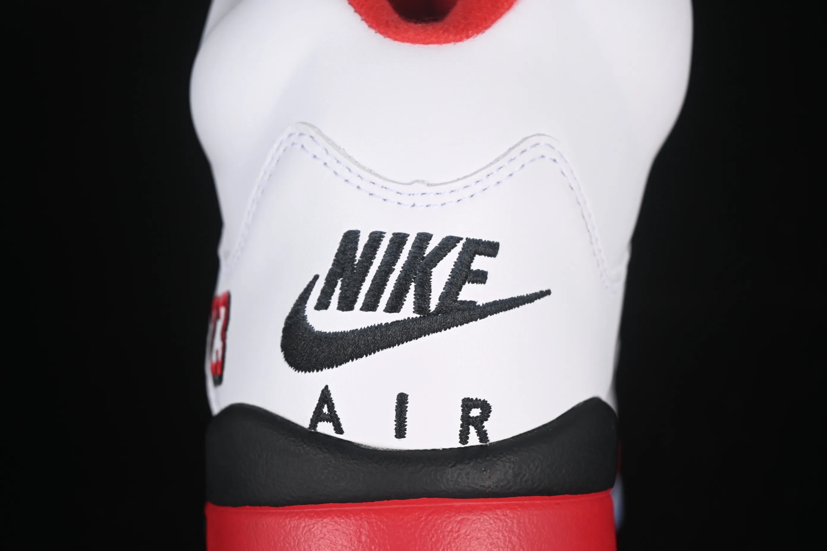 All categories Air Jordan Jordan series basketball shoes Air Jordan 5 L version Air Jordan 5 Retro "Fire Red Black Tongue" AJ5 Joe 5 Rukawa Maple Flame Red first layer basketball shoes HQ7978-101